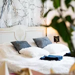 Bohemian Emperors Apartman